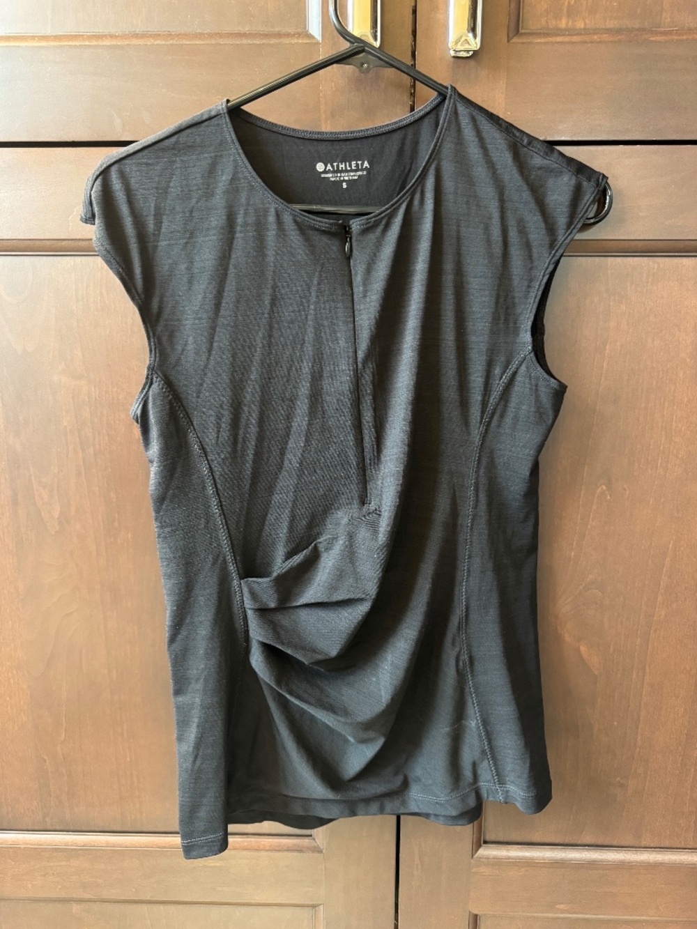 Athleta women's black quarter-zip sleeveless top